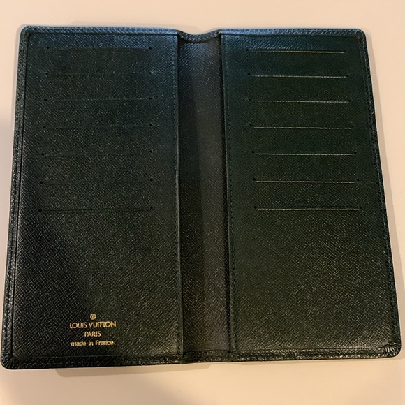 Beautiful Collectors Piece Louis Vuitton Excellent Condition - Picture 7 of 10